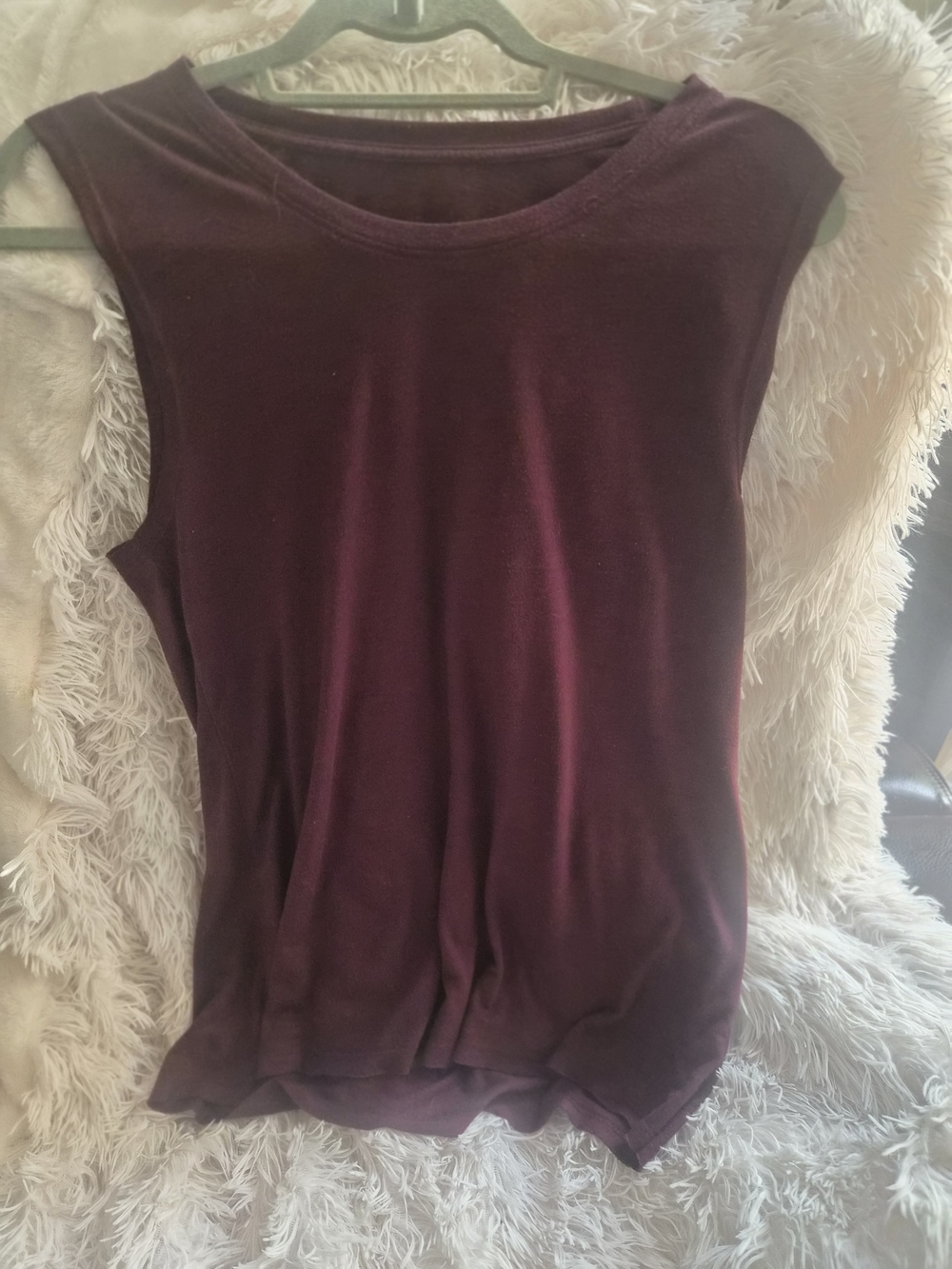 Burgundy Rayon Blend Soft Top Size Large Casual Basic